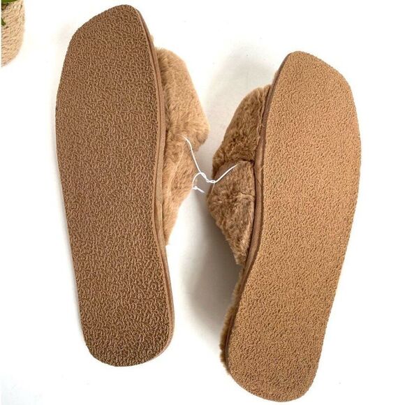 Nordstrom B.P. Mae Cross Strap Faux Fur Slipper XL 11-12 - Picture 3 of 6